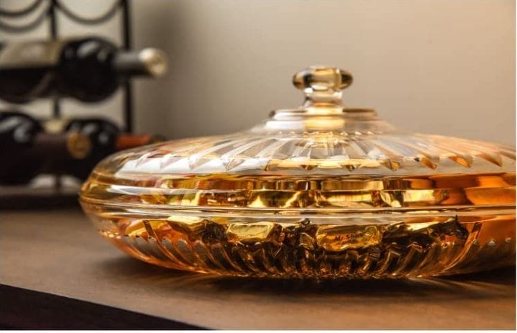 Modern Creative Crystal Dried Fruit Tray Grid with Cover, Transparent Dried Fruit Box, Acrylic Plate Fruit Basin Dry Candy Dish Modern Creative Crystal Dried Fruit Tray Grid with Cover, Transparent Dried Fruit Box, Acrylic Plate Fruit Basin Dry Candy Dish